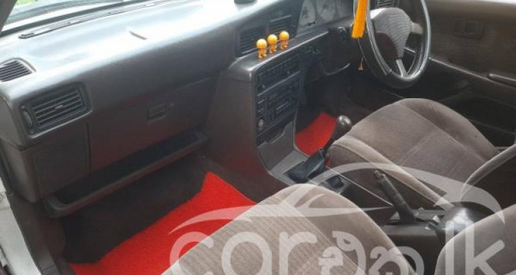 TOYOTA CORONA AT170 1990