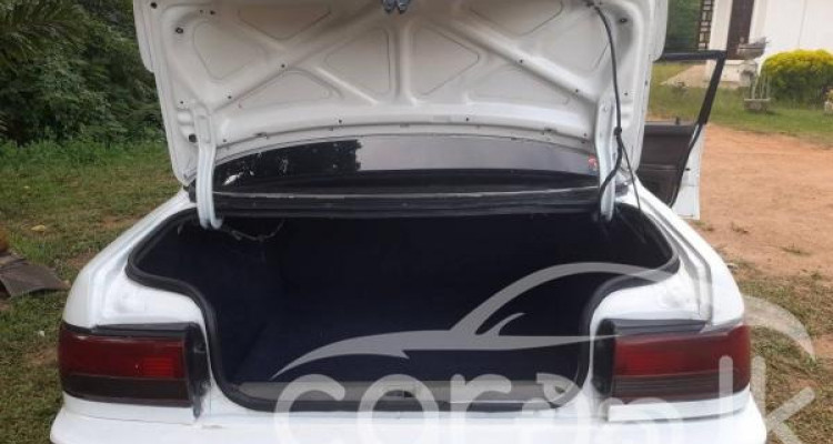 TOYOTA CORONA AT170 1990