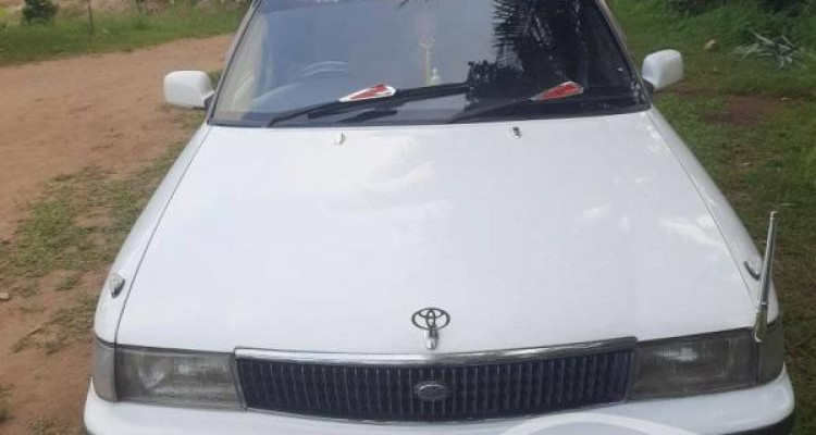 TOYOTA CORONA AT170 1990