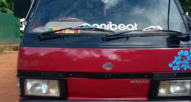 NISSAN VANETTE 1984