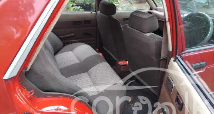 MITSUBISHI LANCER BOX 1980