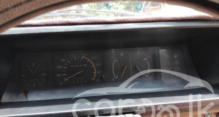 MITSUBISHI LANCER BOX 1980