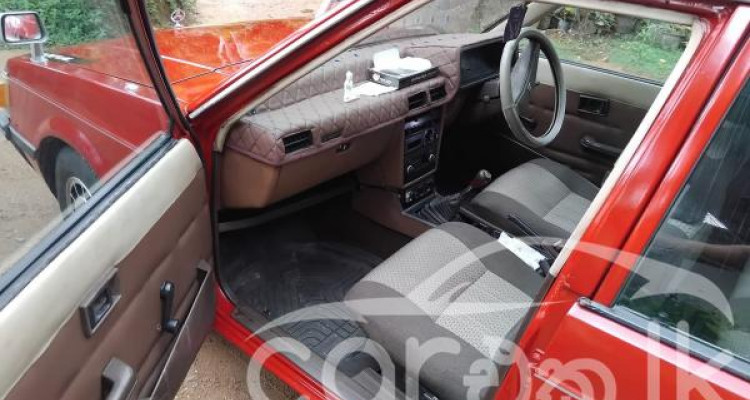 MITSUBISHI LANCER BOX 1980