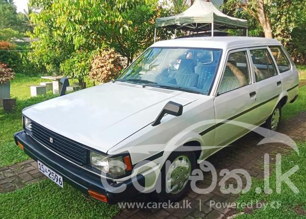TOYOTA COROLLA DX WAGON KE72 1984