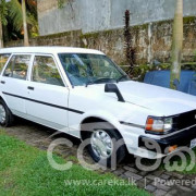 TOYOTA COROLLA DX WAGON KE72 1984