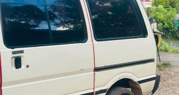 NISSAN VANETTE 1990