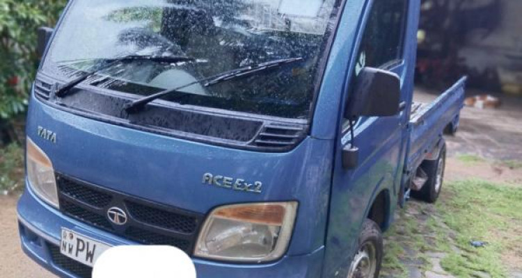 TATA ACE 2013