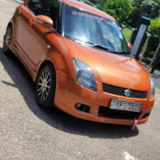 SUZUKI SWIFT 2004