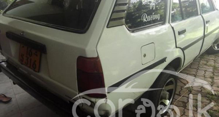 TOYOTA COROLLA DX WAGON 1988