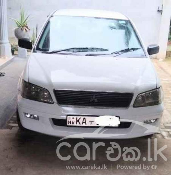 MITSUBISHI LANCER CS2 2001