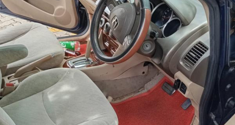 HONDA FIT ARIA GD8 2004