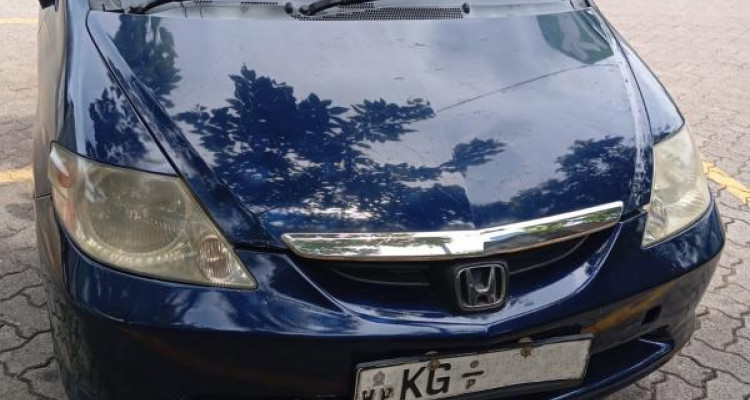 HONDA FIT ARIA GD8 2004