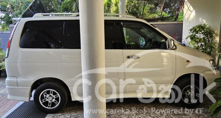 TOYOTA NOAH KR42 2007