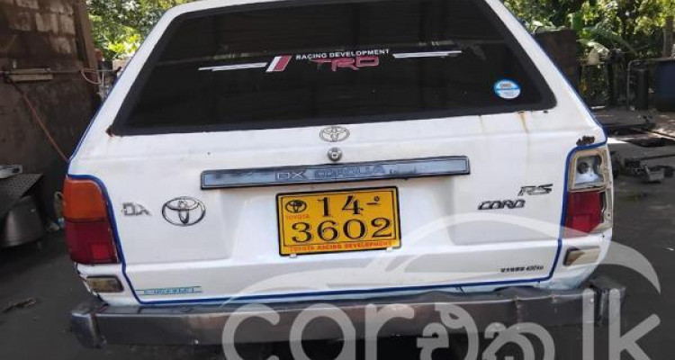 TOYOTA COROLLA DX WAGON 1983