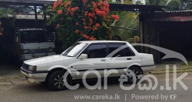 TOYOTA COROLLA AE80 1983