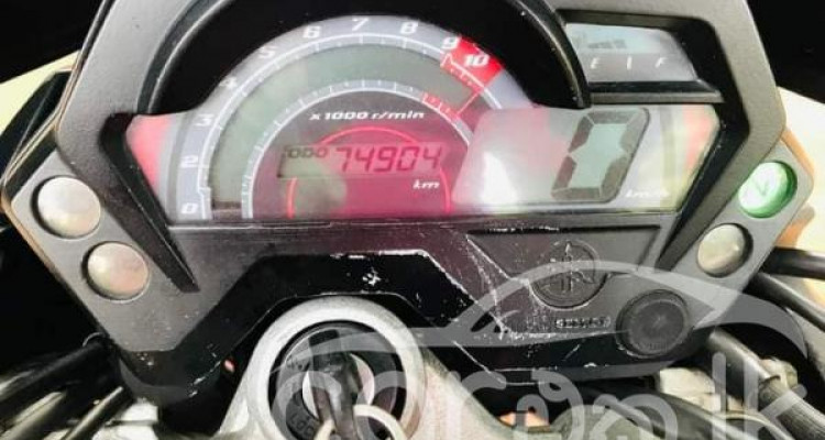 YAMAHA FZ S 2015
