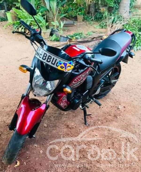 YAMAHA FZ S 2015