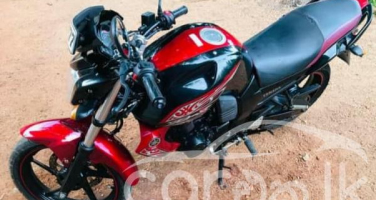 YAMAHA FZ S 2015