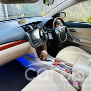 TOYOTA PREMIO 2013