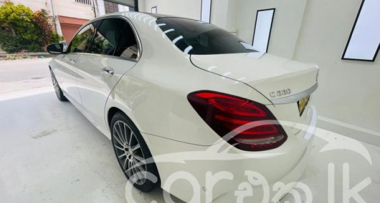 MERCEDES BENZ C220 2014