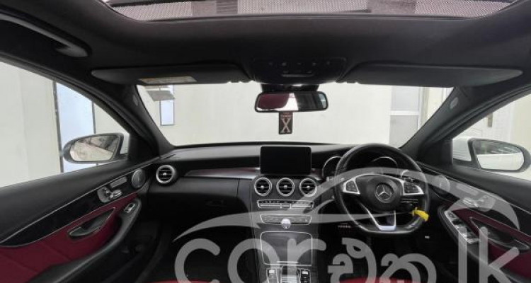 MERCEDES BENZ C220 2014