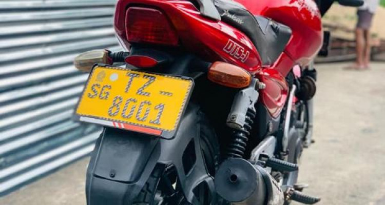 BAJAJ PULSAR  150 2007