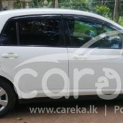 NISSAN TIIDA 2007