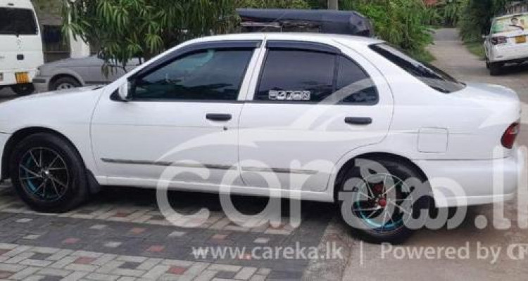 NISSAN PULSAR 2000