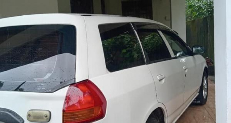 NISSAN AD WAGON 2002