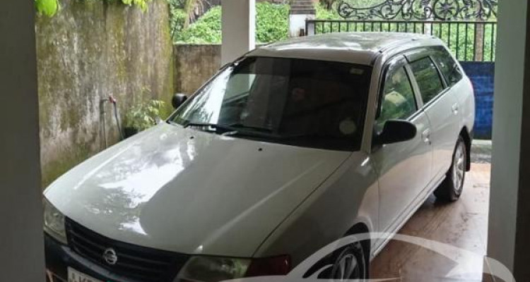 NISSAN AD WAGON 2002