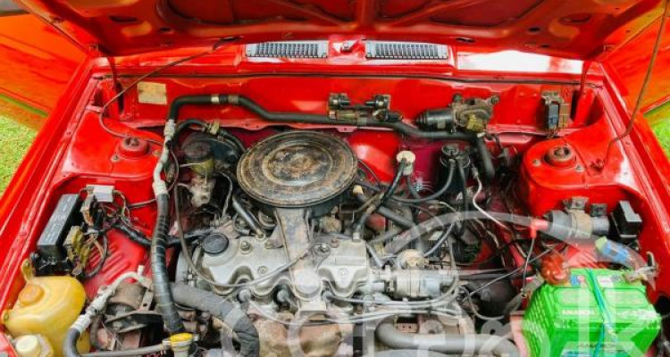 NISSAN TRAD SUNNY 1987