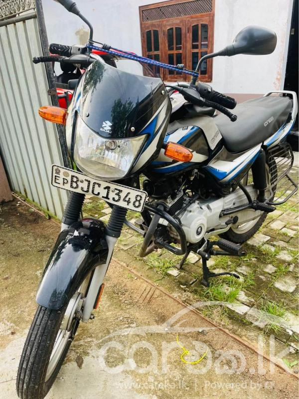 BAJAJ CT100 2022