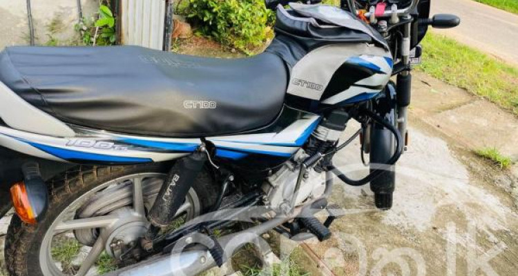 BAJAJ CT100 2022