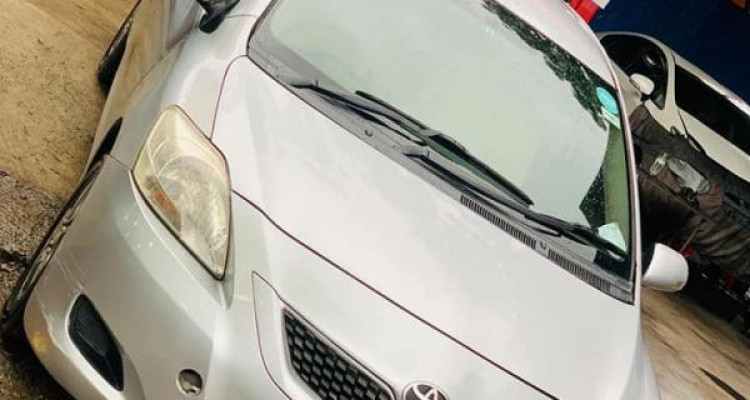 TOYOTA BELTA 2009