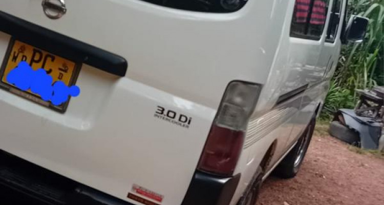NISSAN CARAVAN 2006
