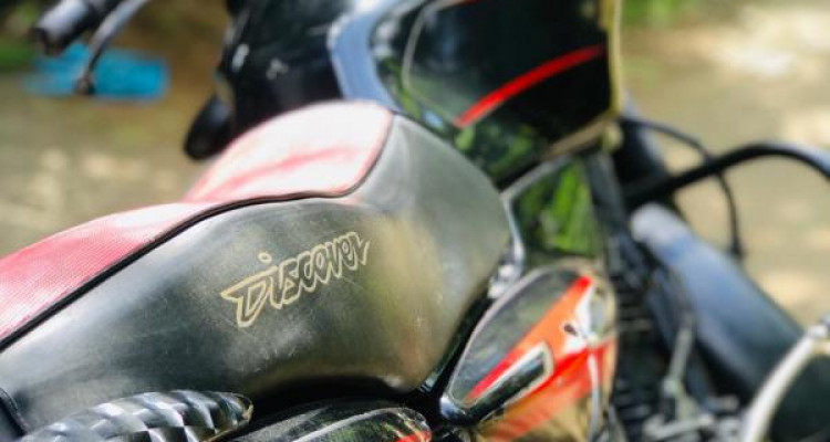 BAJAJ DISCOVER 125 2008