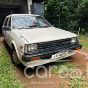 NISSAN AD WAGON 1986