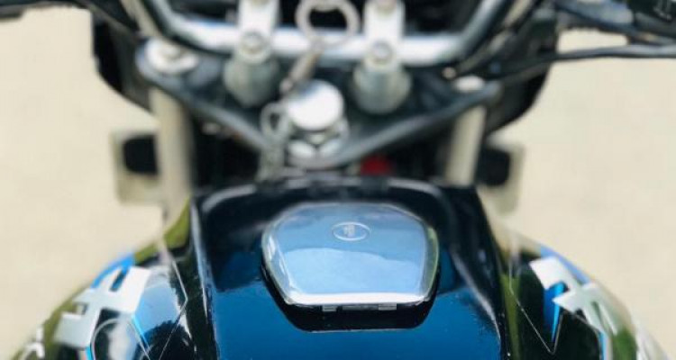 BAJAJ DISCOVER 135 2008