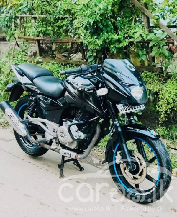 BAJAJ PULSAR 180 2018