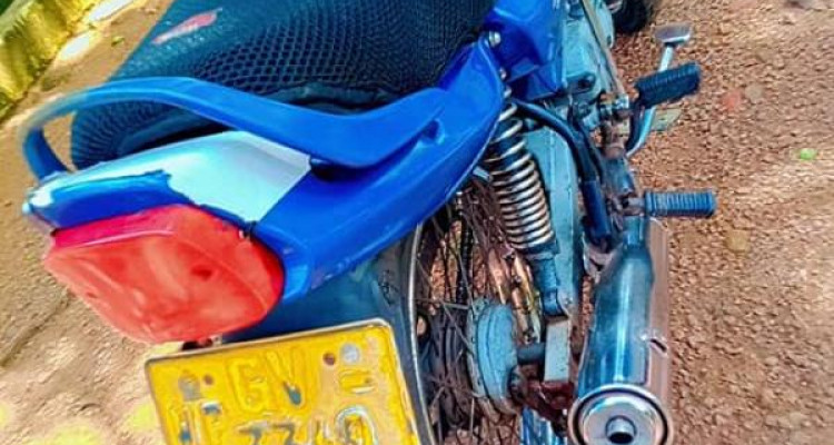 TVS VICTOR 2004