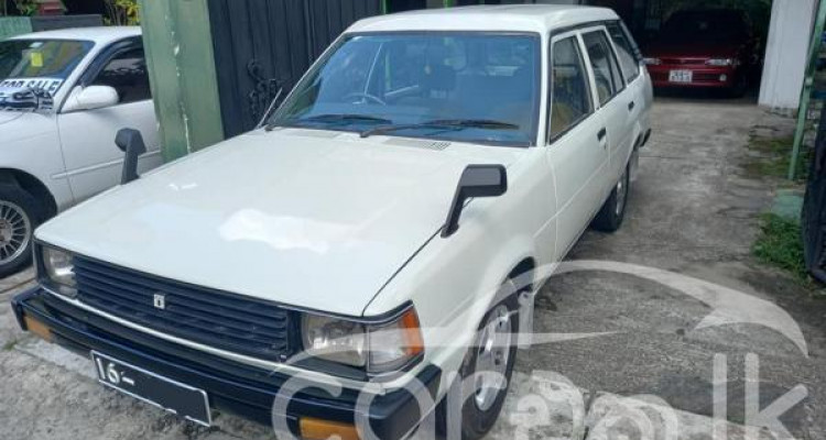 TOYOTA COROLLA DX WAGON KE72 1986