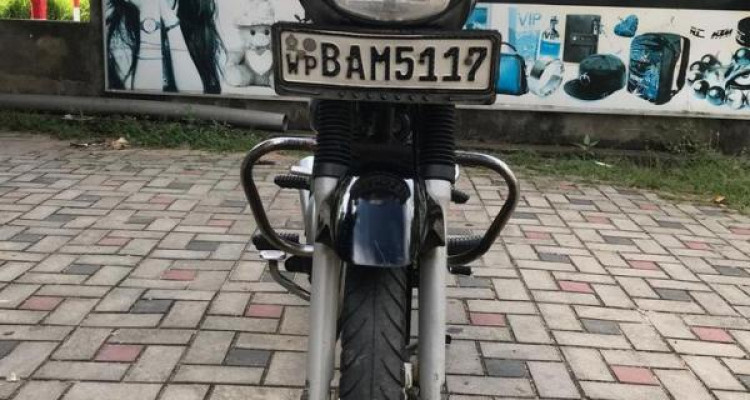 BAJAJ CT100 2013
