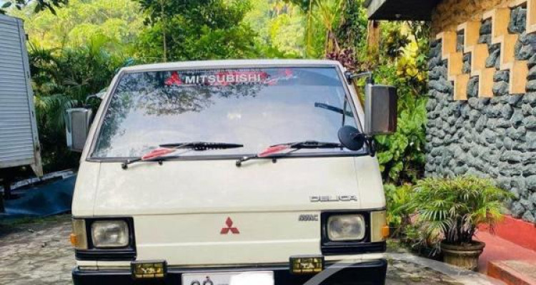 MITSUBISHI DELICA L300 1983