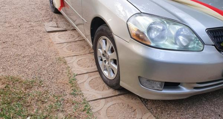 TOYOTA MARK II 2001