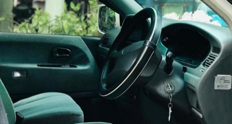 TOYOTA NOAH KR42 2002