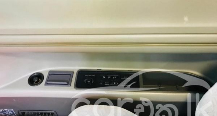 TOYOTA NOAH KR42 2002