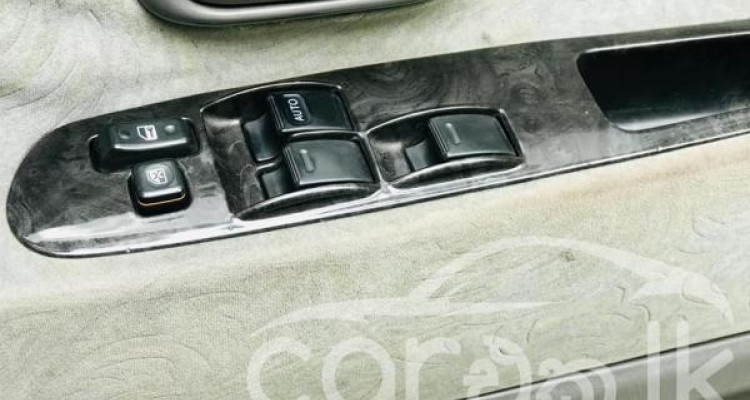 TOYOTA NOAH KR42 2002