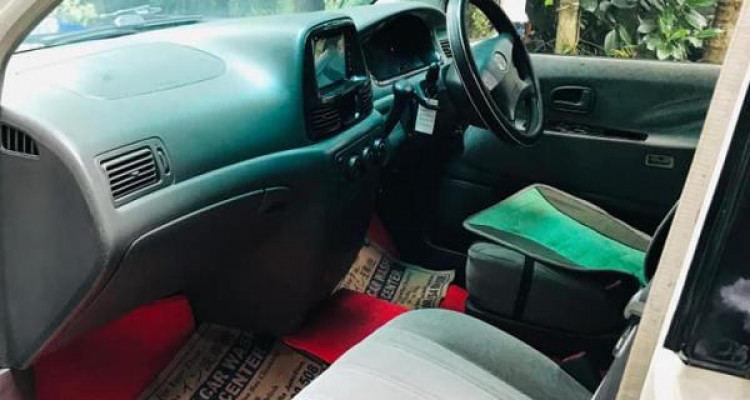 TOYOTA NOAH KR42 2002