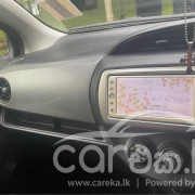 TOYOTA VITZ 2016