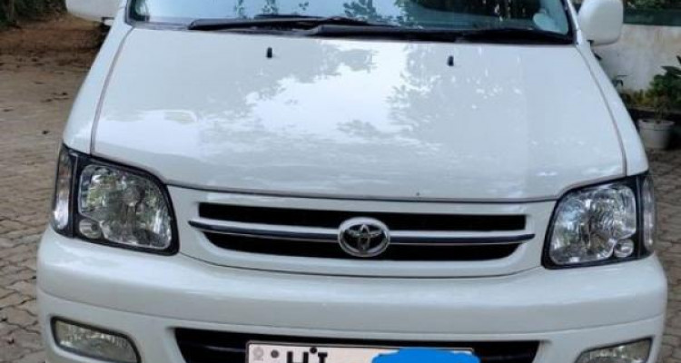 TOYOTA NOAH CR42 1999